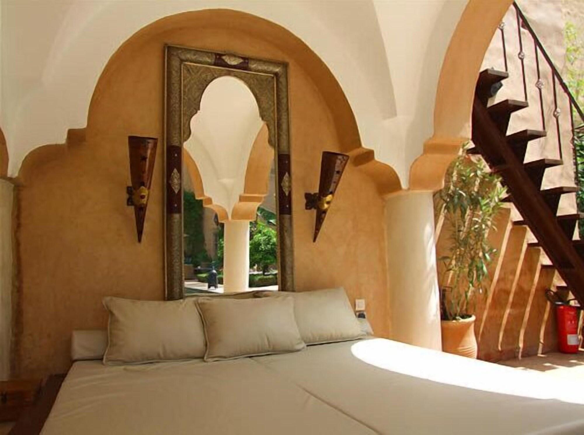 タルーダント Palais Oumensour Bed & Breakfast エクステリア 写真
