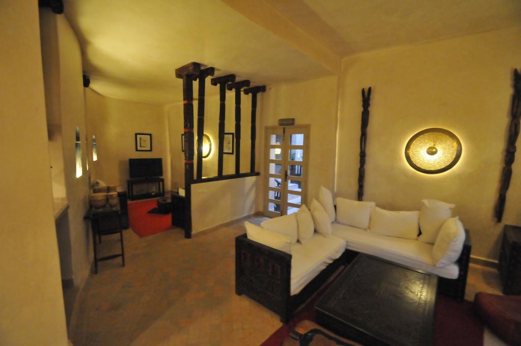 タルーダント Palais Oumensour Bed & Breakfast エクステリア 写真